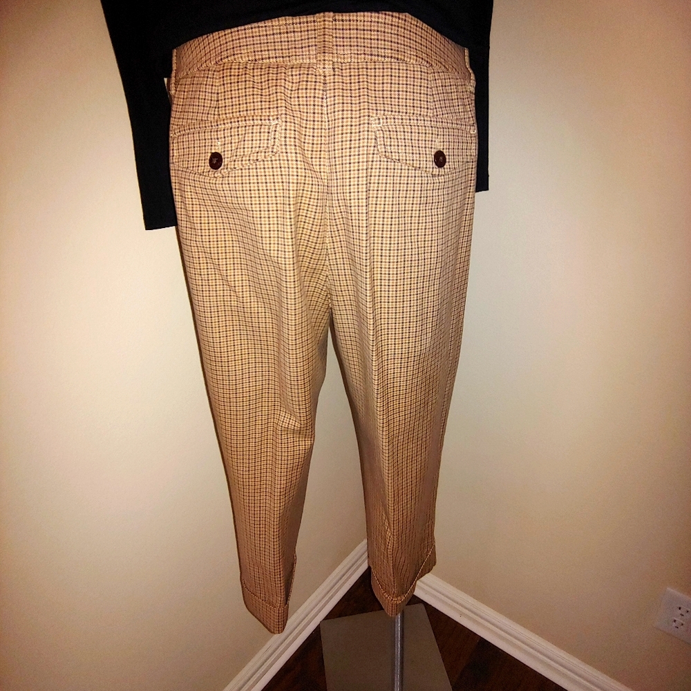 🔴 - Plaid Capris